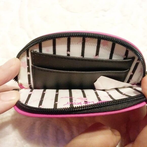 Luv Betsey Johnson Hot Pink Cat Face Wristlet Wallet Silver Glitter Eyebrows - Picture 4 of 6